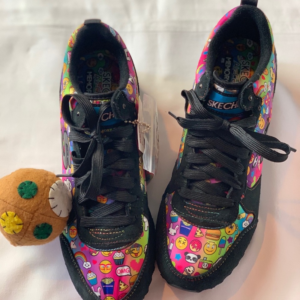 New Skechers Air Cooled Emoji Sneakers